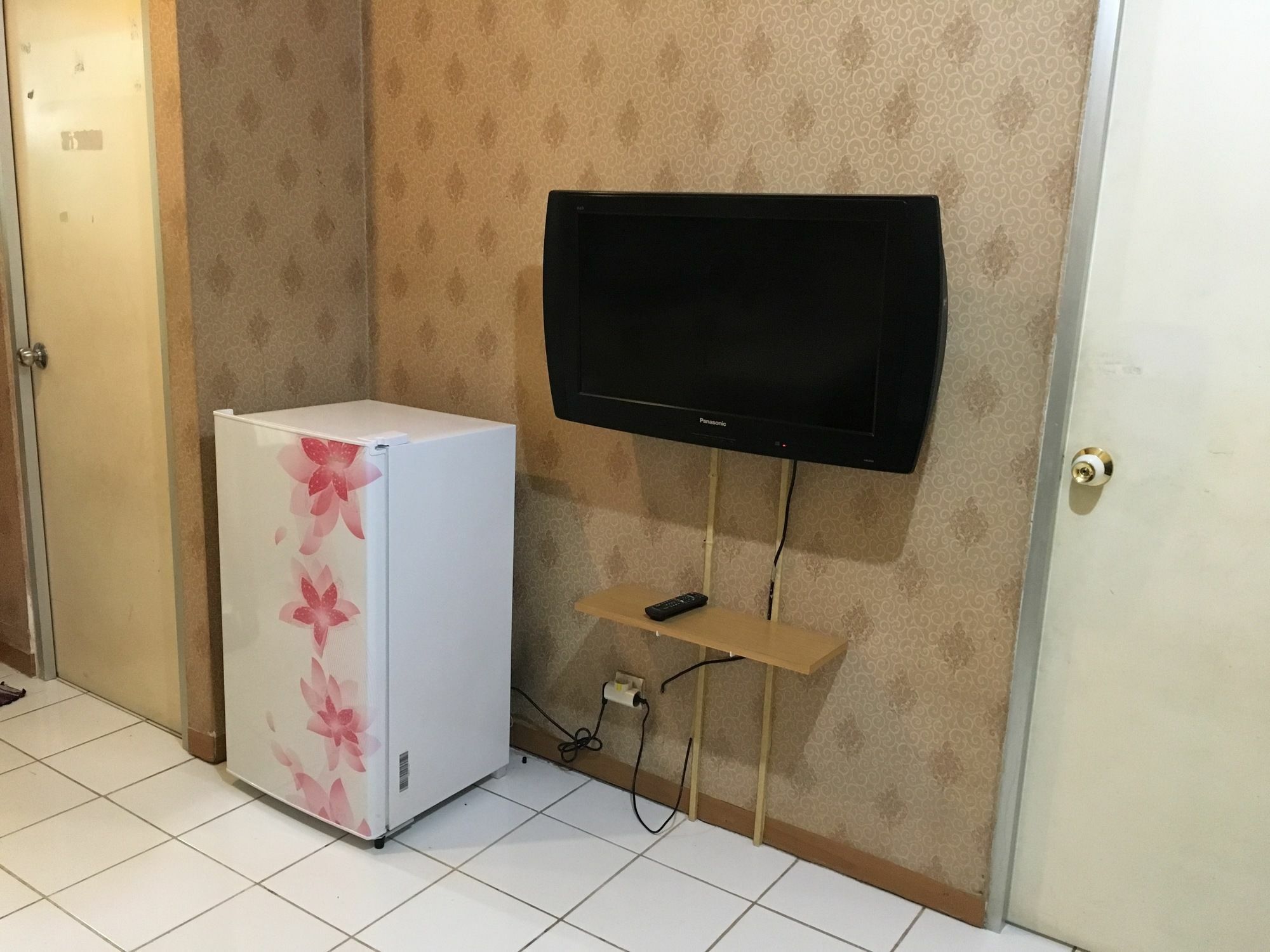 Apartment Gading Nias Residence Jakarta Exteriör bild